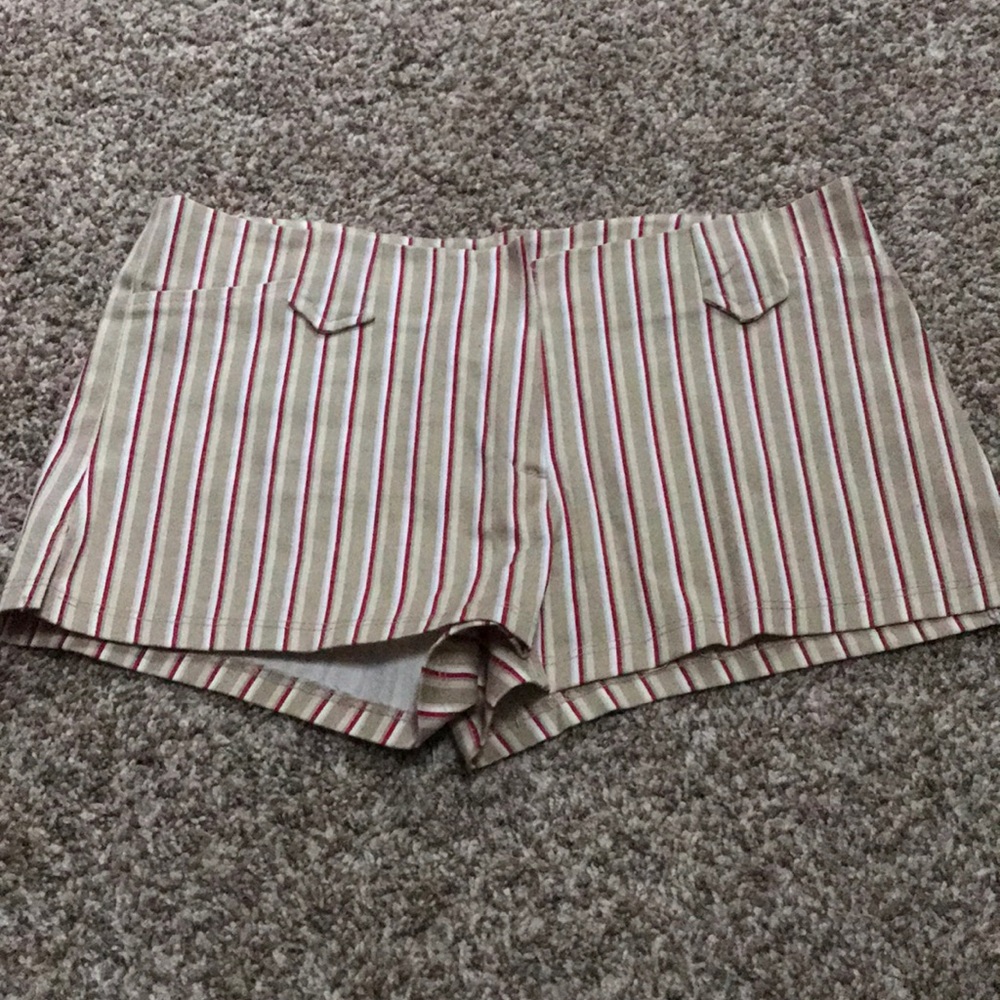 NWOT Striped shorts